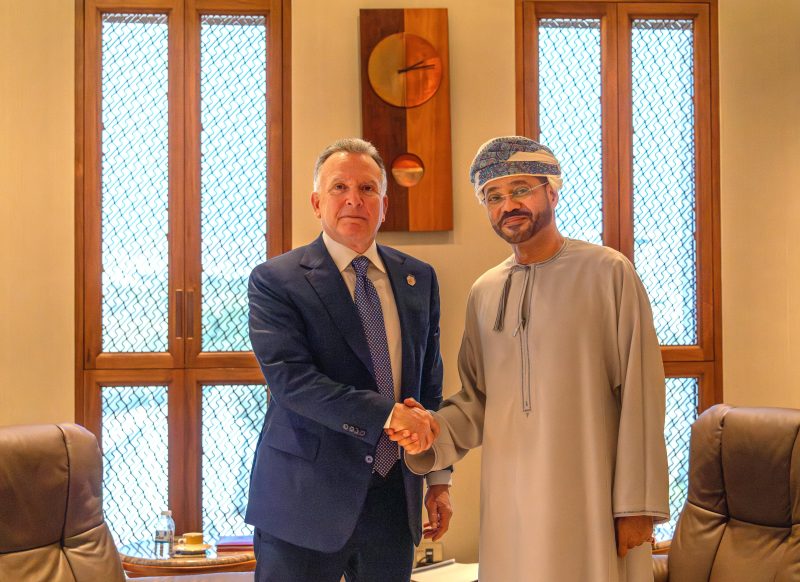 وزير الخارجية يؤكِّد أن المفاوضات الأمريكية الإيرانية بمسقط جرت في أجواء ودّية