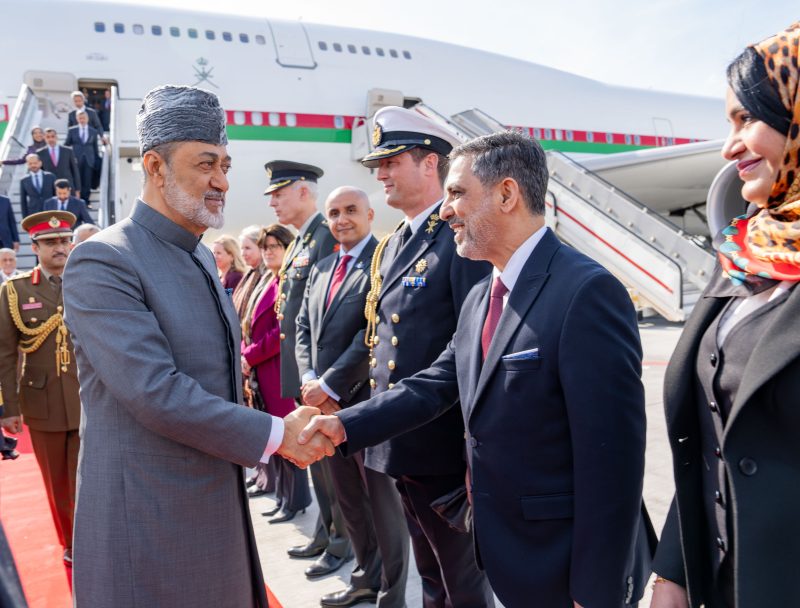 جلالة السُّلطان المعظّم يصل إلى هولندا