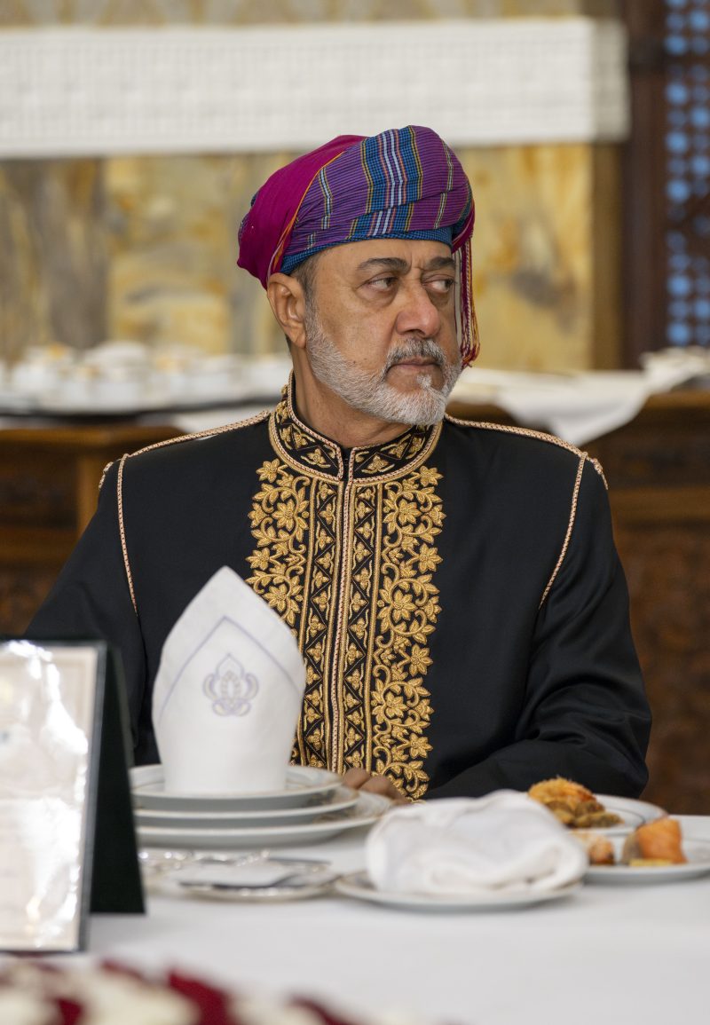 Algerian President hosts official dinner in honour of His Majesty