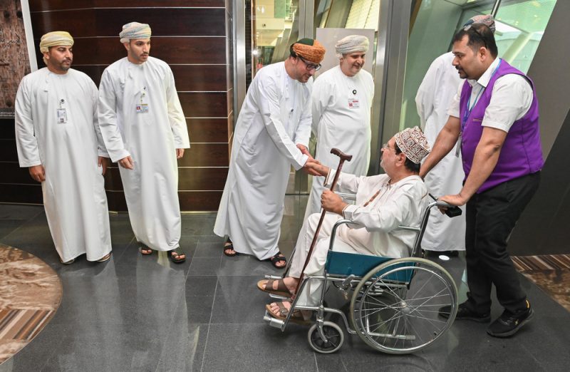  وزارة الخارجية: عودة (181) مواطنًا عُمانيًا وعدد من رعايا دول أخرى 