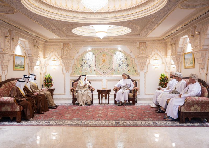 His Majesty holds cordial meeting with King Hamad of Bahrain in Salalah