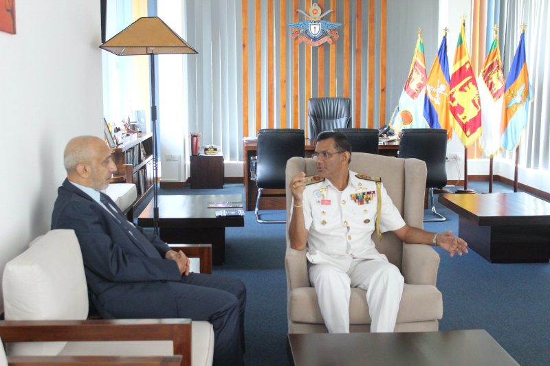 سريلانكا: رئيس البعثة يلتقي نائب رئيس جامعة KDU للدفاع