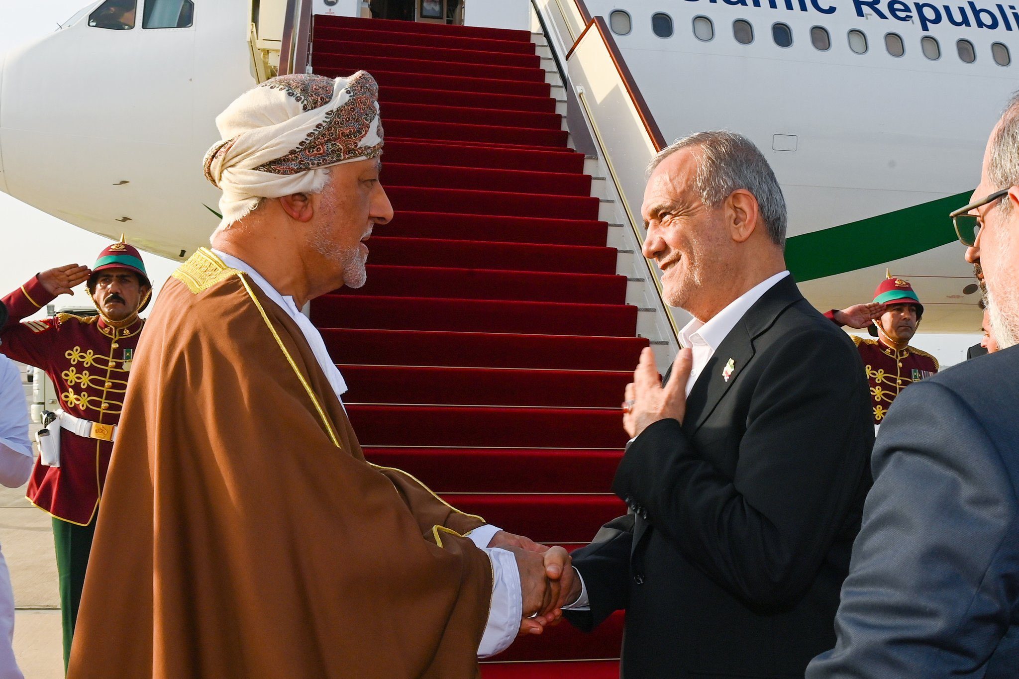 President of Iran leaves Oman