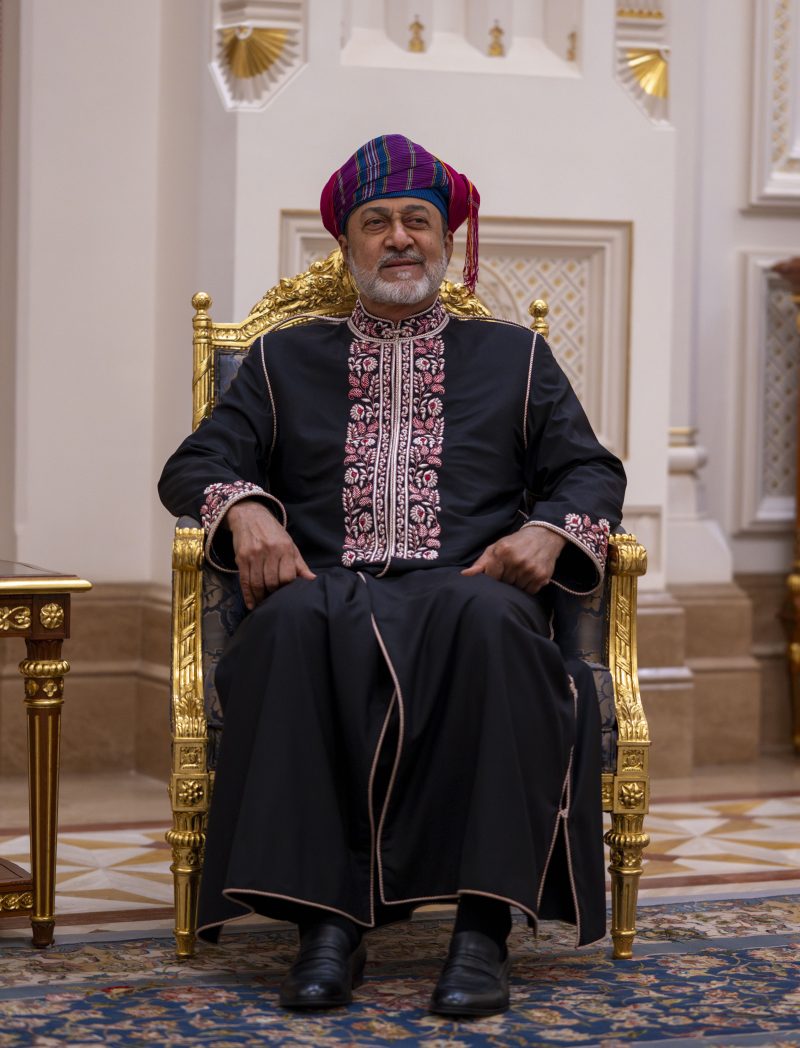 جلالةُ السُّلطان يُقيم مأدبة عشاء رسميّةً تكريمًا لفخامة الرئيس اللُّبناني