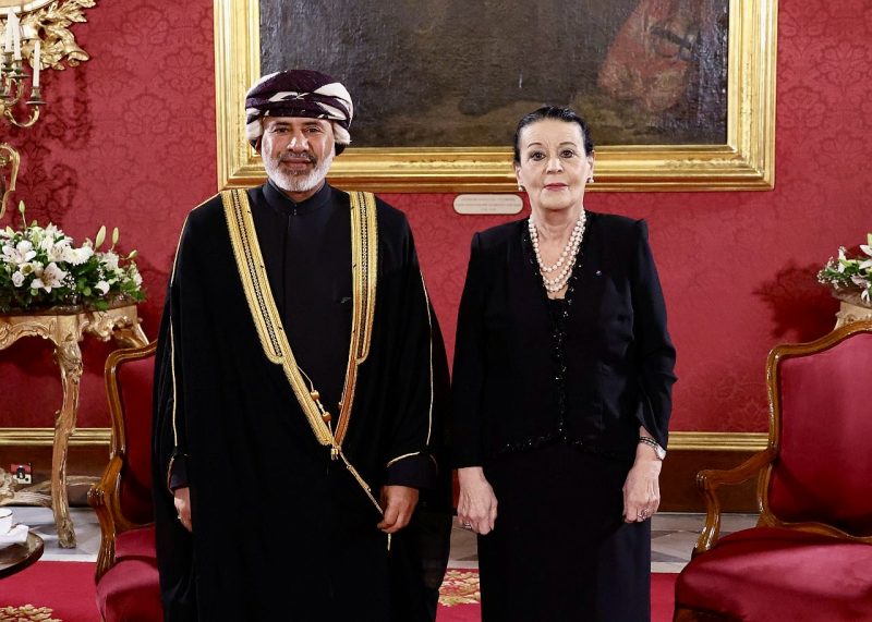 سمو السيد نزار بن الجلندى بن ماجد آل سعيد مقدماً أوراق اعتماده إلى رئيسة مالطا