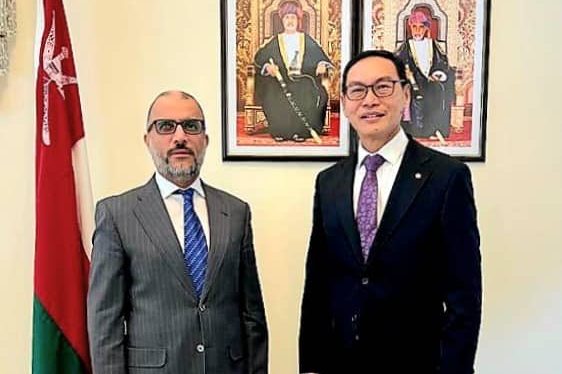 Malaysia: Explores knowledge and technology investment opportunities with Oman