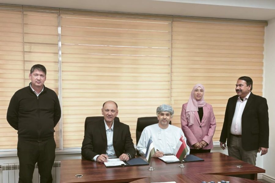 Uzbekistan: Ambassador at signing of investment agreement