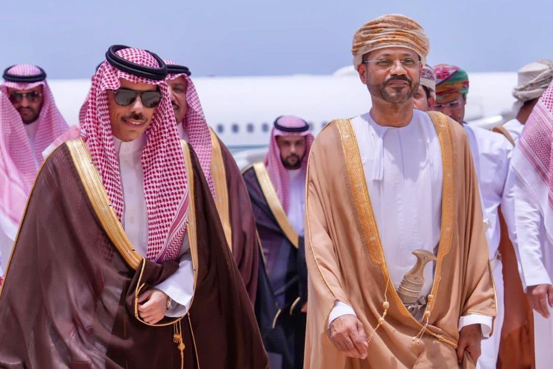 Minister hosts bilateral talks with Saudi counterpart