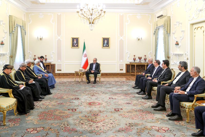 Iranian President receives Minister of Interior