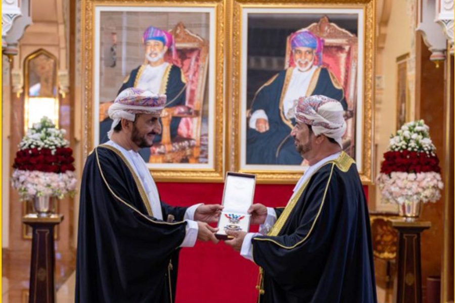 His Majesty awards Ministry leaders Royal Commendation Order, Second Class