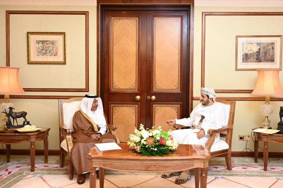Oman and Qatar explore ways to enhance cooperation