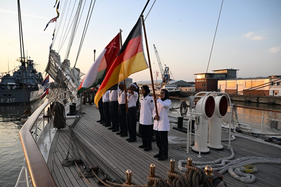 Shabab Oman II arrives at Sailing Festival in Bremerhaven