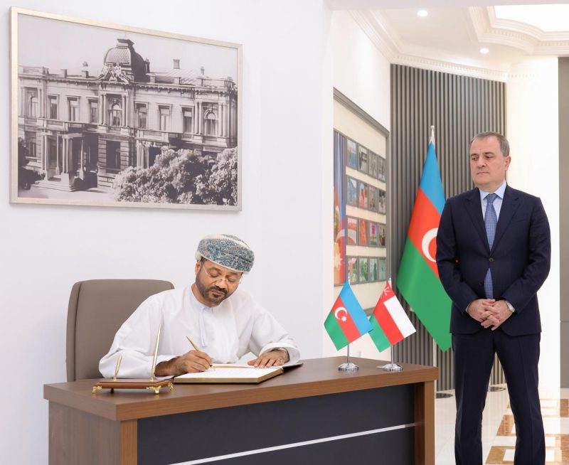 Minister at opening ceremony of the Embassy of Azerbaijan