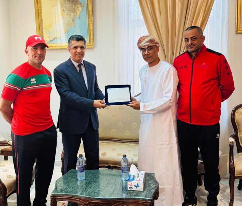 Tunisia: Ambassador receives delegation from the Oman Athletics Federation