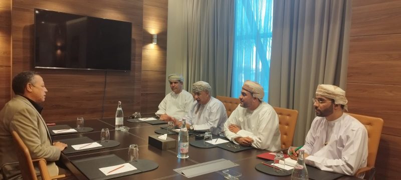 Tunisia: Ambassador meets with Oman's Health Minister and Tunisian business leaders