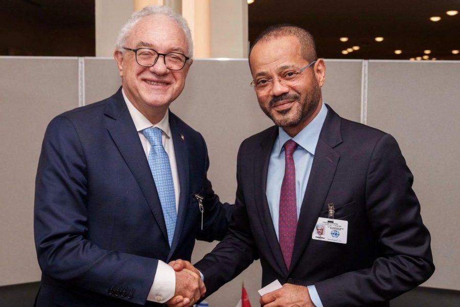 Minister meets Uruguay counterpart in New York