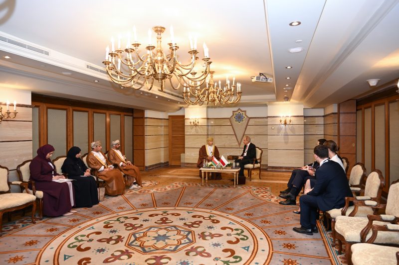 وكيل وزارة الخارجية للشؤون الإدارية والمالية يلتقي وزير الدولة بوزارة خارجية بولندا